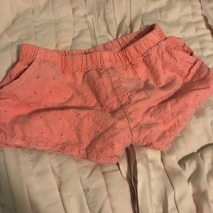 Pink flower peek kids shorts